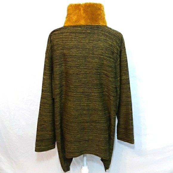 Crescent Moon Oversized Pullover Turtleneck Asymmetrical Poncho Sweater Wrap M/L - Picture 6 of 7